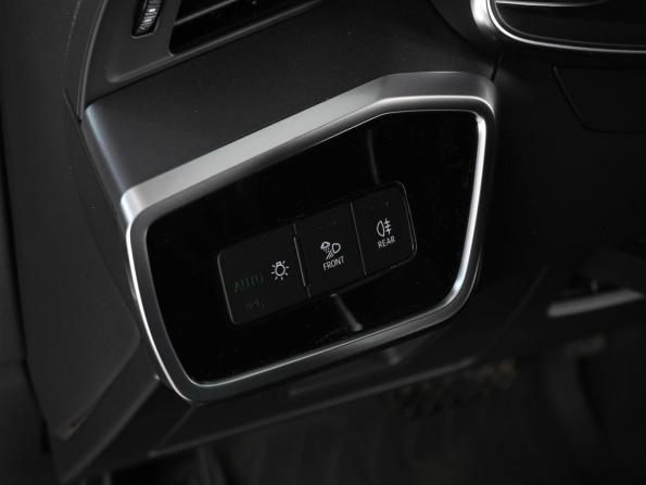 Audi A6 V (C8) с пробегом 2020 года, цена 3 899 000 рублей, 90317 км, седан, Автокод Объявления
