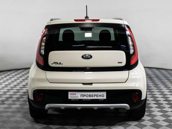 Kia Soul II Рестайлинг с пробегом 2017 года, цена 1 810 000 рублей, 27359 км, хэтчбек, Автокод Объявления