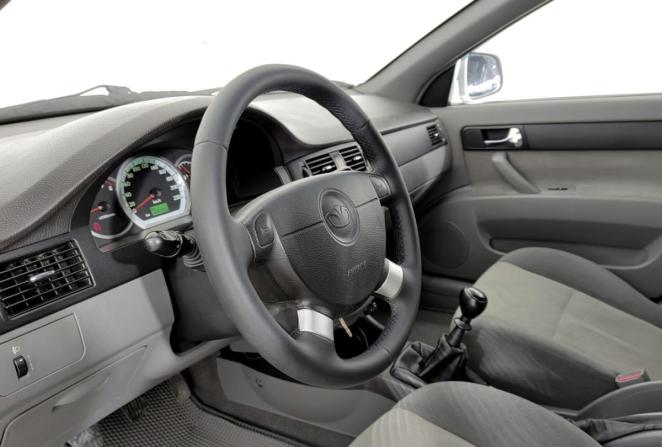 Daewoo Gentra II с пробегом 2015 года, цена 765 000 рублей, 128396 км, седан, Автокод Объявления