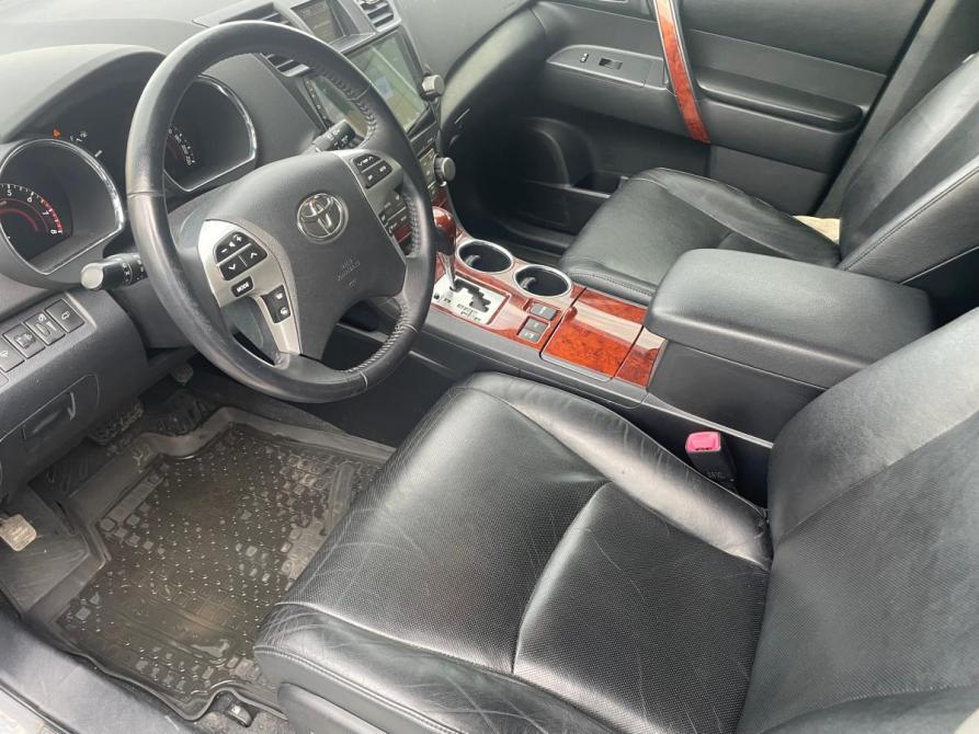 Toyota Highlander II (XU40) Рестайлинг Череповец  - изображение 9