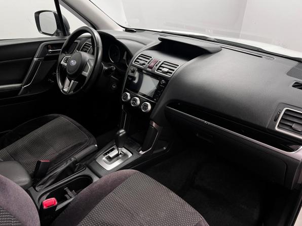 Subaru Forester IV Рестайлинг 2 с пробегом 2017 года, цена 1 799 000 рублей, 243776 км, внедорожник, Автокод Объявления