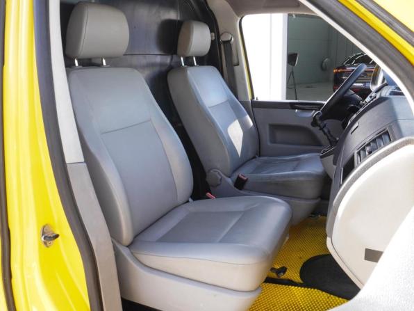 Volkswagen Transporter T5 Рестайлинг с пробегом 2014 года, цена 1 675 000 рублей, 353386 км, фургон, Автокод Объявления