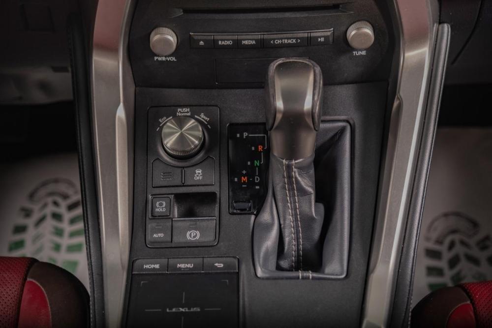 Lexus NX I Рестайлинг Томск  - изображение 16
