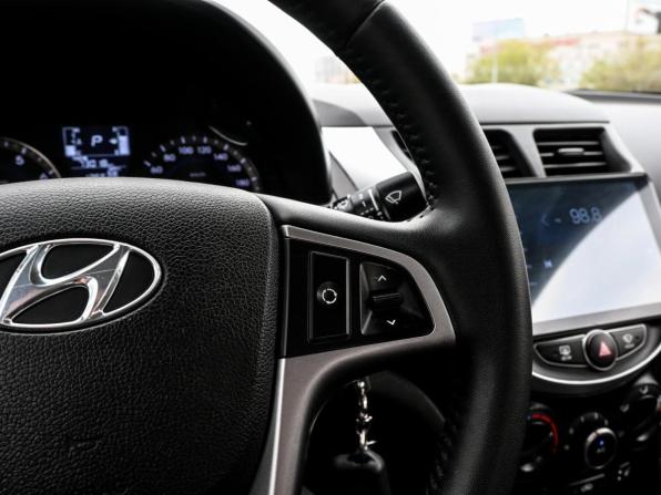 Hyundai Solaris I Рестайлинг с пробегом 2015 года, цена 1 120 000 рублей, 125628 км, седан, Автокод Объявления
