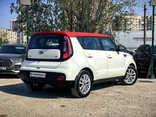 Kia Soul II Рестайлинг с пробегом 2018 года, цена 1 419 000 рублей, 126945 км, хэтчбек, Автокод Объявления