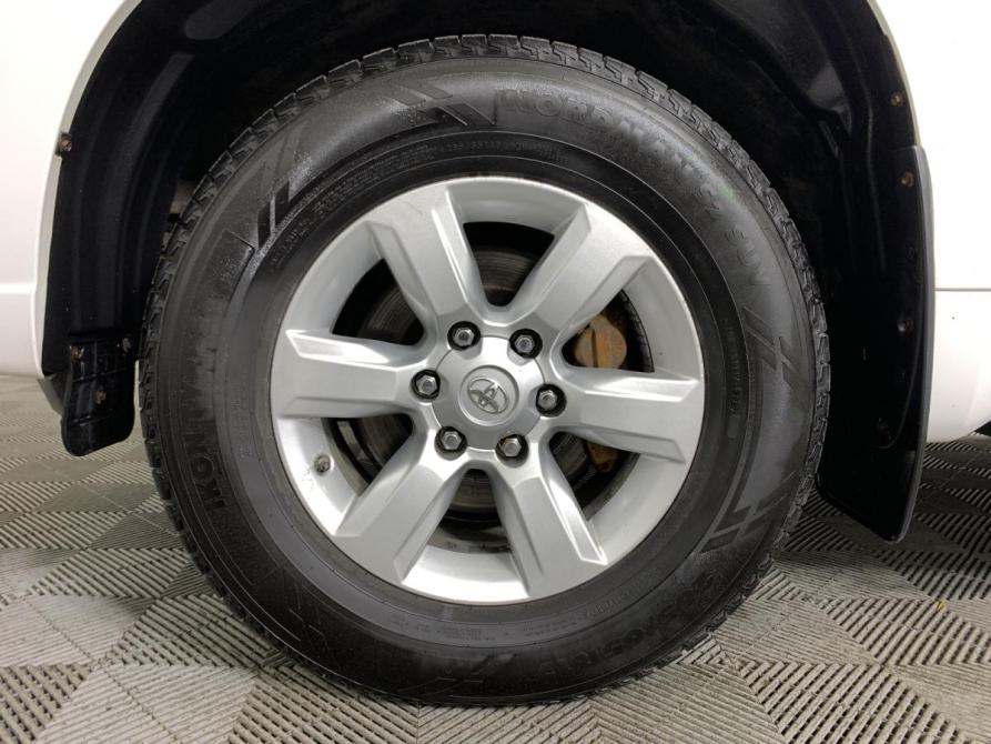 Toyota Land Cruiser Prado 150 Series Рестайлинг 1 Москва  - изображение 9