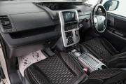 Toyota Voxy II (R70) Красноярск  - изображение 27