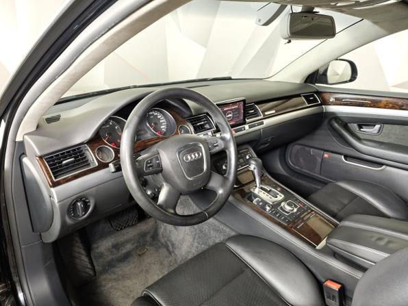 Audi A8 II (D3) Рестайлинг 2 с пробегом 2009 года, цена 1 235 000 рублей, 172105 км, седан, Автокод Объявления