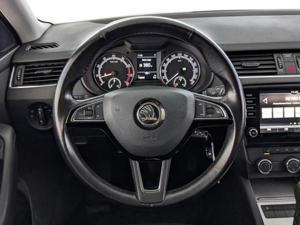 Skoda Octavia III (A7) Рестайлинг с пробегом 2020 года, цена 1 675 000 рублей, 130091 км, лифтбек, Автокод Объявления