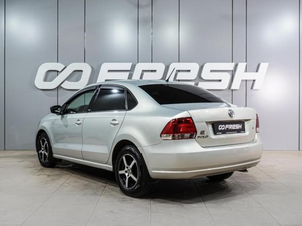 Volkswagen Polo V с пробегом 2014 года, цена 1 059 000 рублей, 98433 км, седан, Автокод Объявления