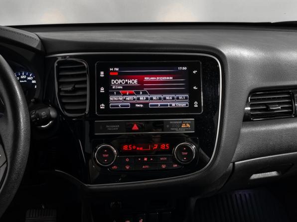 Mitsubishi Outlander III Рестайлинг 3 с пробегом 2019 года, цена 2 190 000 рублей, 84250 км, внедорожник, Автокод Объявления