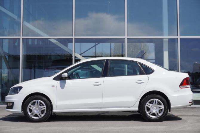 Volkswagen Polo V Рестайлинг с пробегом 2018 года, цена 840 000 рублей, 245992 км, седан, Автокод Объявления