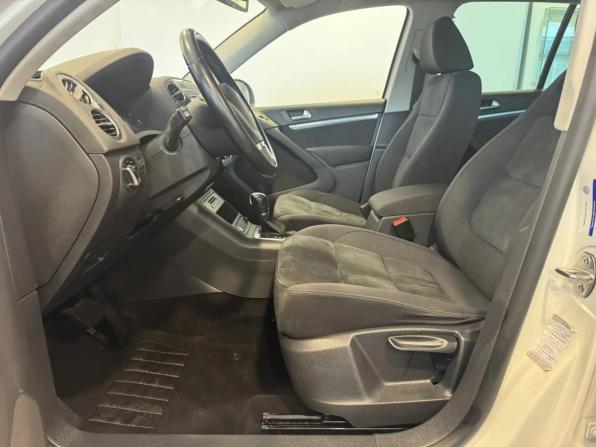 Volkswagen Tiguan I Рестайлинг с пробегом 2012 года, цена 1 340 000 рублей, 141544 км, внедорожник, Автокод Объявления