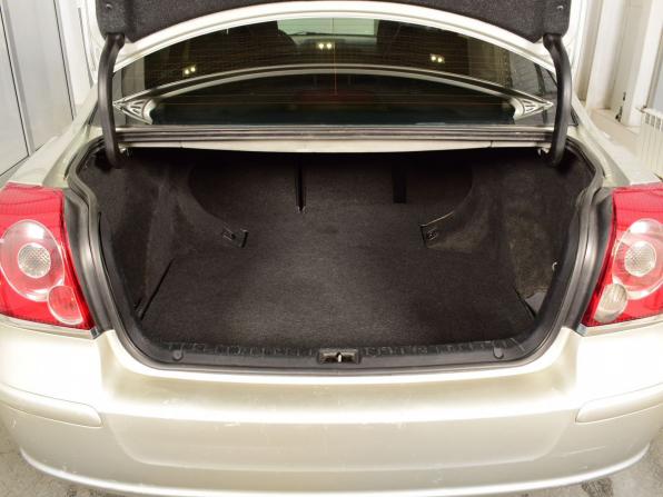 Toyota Avensis II Рестайлинг с пробегом 2006 года, цена 549 999 рублей, 419600 км, седан, Автокод Объявления