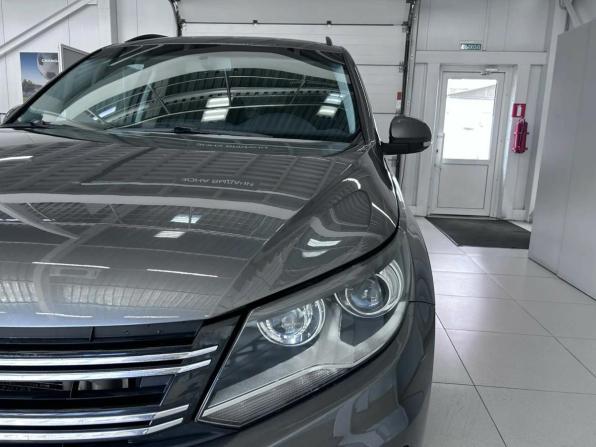 Volkswagen Tiguan I Рестайлинг с пробегом 2018 года, цена 2 238 000 рублей, 240200 км, внедорожник, Автокод Объявления