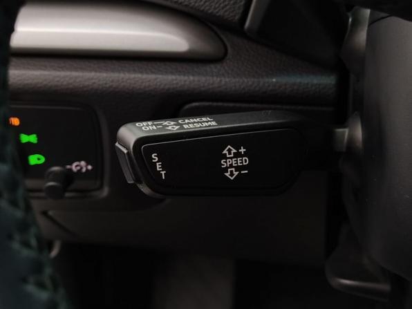 Audi A3 III (8V) Рестайлинг с пробегом 2018 года, цена 1 899 000 рублей, 105043 км, седан, Автокод Объявления