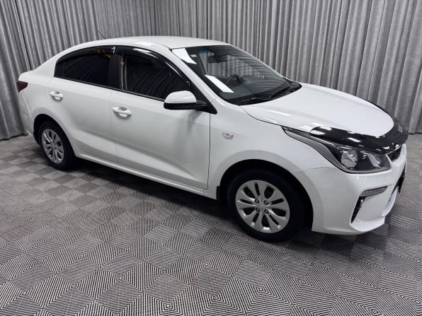 Kia Rio IV с пробегом 2019 года, цена 1 385 000 рублей, 111397 км, седан, Автокод Объявления