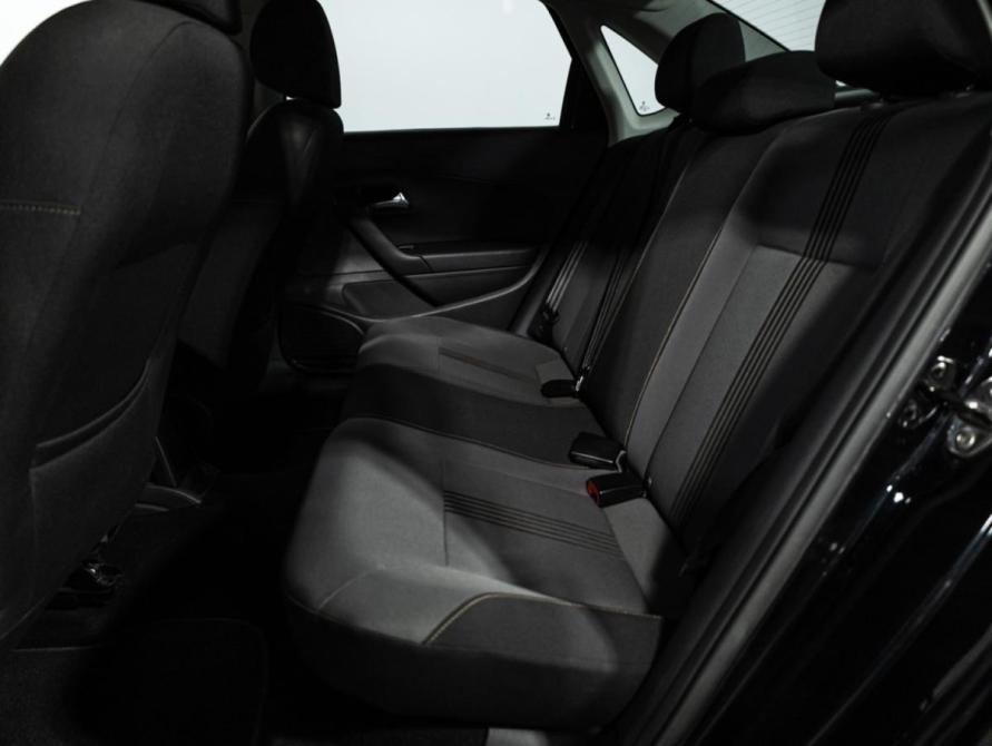 Volkswagen Polo V Рестайлинг Санкт-Петербург  - изображение 10