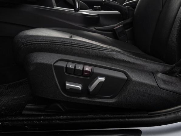 BMW 3 серии VI (F3x) Рестайлинг с пробегом 2018 года, цена 1 989 000 рублей, 127210 км, седан, Автокод Объявления