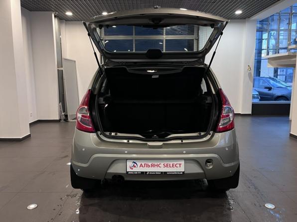 Renault Sandero I с пробегом 2012 года, цена 672 000 рублей, 106614 км, хэтчбек, Автокод Объявления