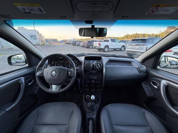 Renault Duster I Рестайлинг с пробегом 2015 года, цена 1 020 000 рублей, 176727 км, внедорожник, Автокод Объявления