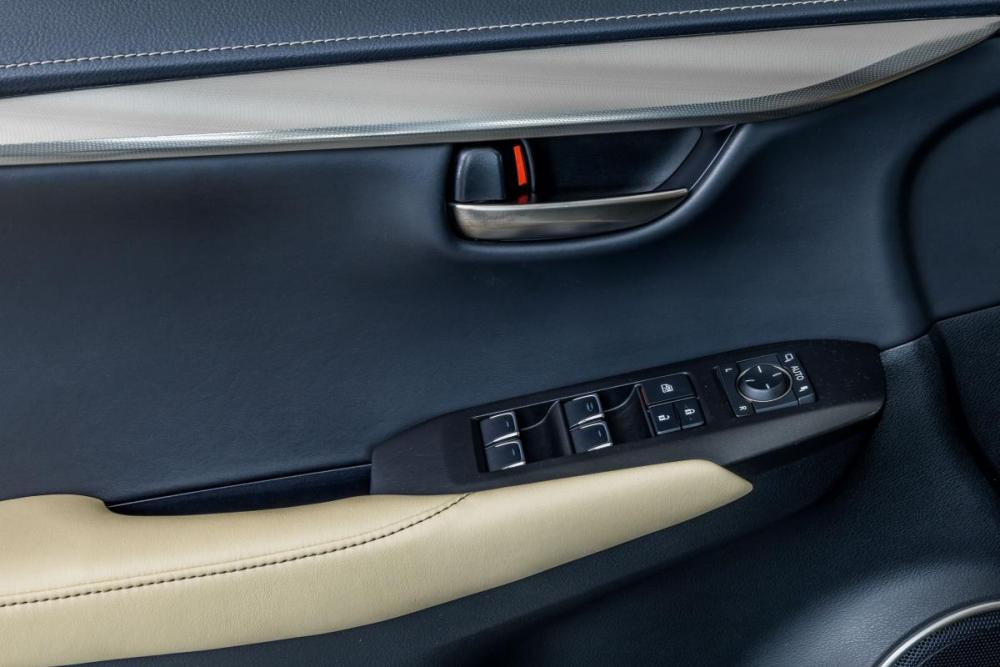 Lexus NX I Рестайлинг Казань  - изображение 12