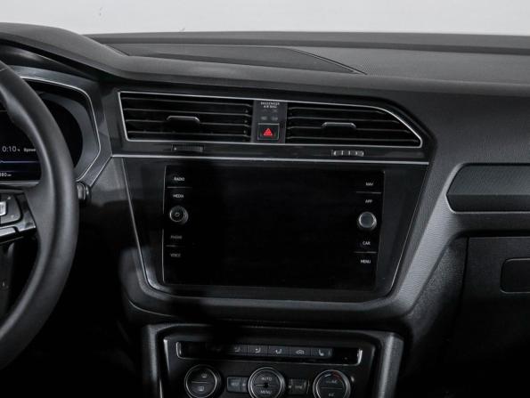 Volkswagen Tiguan II с пробегом 2017 года, цена 1 785 000 рублей, 195754 км, внедорожник, Автокод Объявления