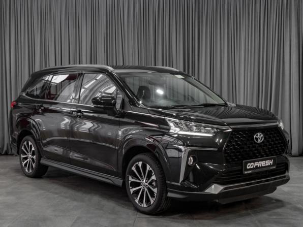 Toyota Veloz с пробегом 2023 года, цена 4 200 000 рублей, 74 км, минивэн, Автокод Объявления