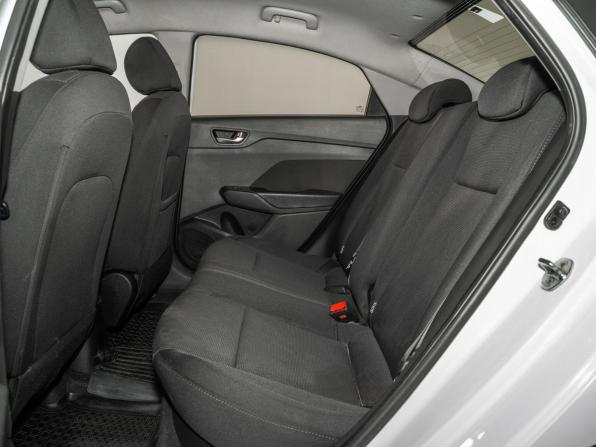Hyundai Solaris II с пробегом 2018 года, цена 1 180 000 рублей, 99608 км, седан, Автокод Объявления