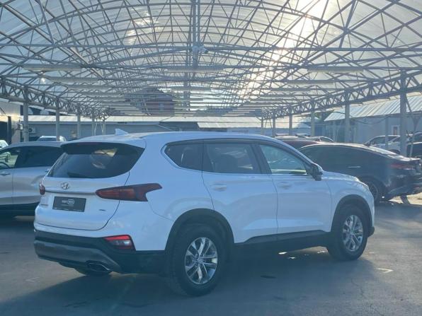Hyundai Santa Fe IV с пробегом 2018 года, цена 2 599 000 рублей, 120416 км, внедорожник, Автокод Объявления