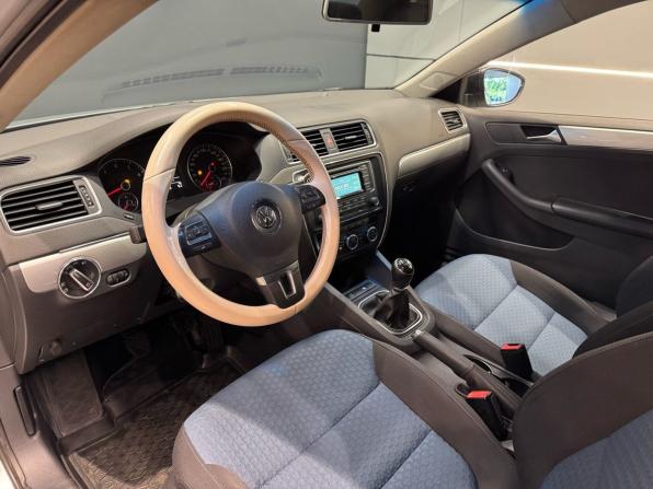 Volkswagen Jetta VI с пробегом 2013 года, цена 945 000 рублей, 107000 км, седан, Автокод Объявления