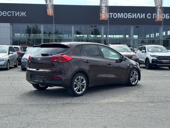 Kia Ceed II с пробегом 2012 года, цена 979 000 рублей, 183000 км, хэтчбек, Автокод Объявления