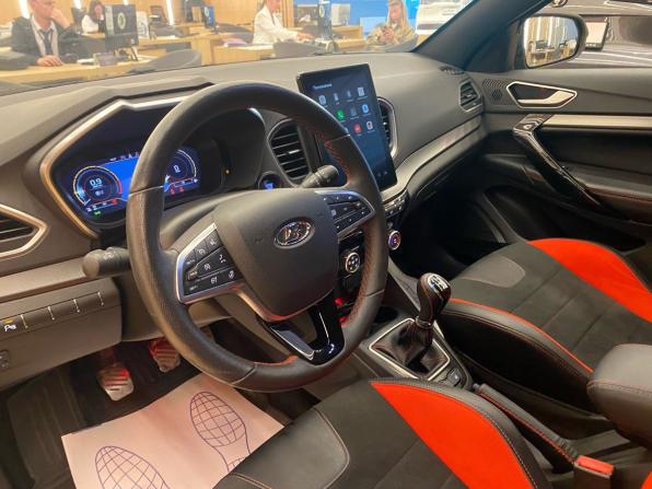 Lada (ВАЗ) Vesta I Рестайлинг (NG) с пробегом 2023 года, цена 1 698 000 рублей, 30600 км, универсал, Автокод Объявления