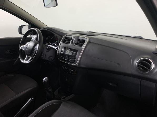 Renault Logan II Рестайлинг с пробегом 2020 года, цена 929 000 рублей, 176761 км, седан, Автокод Объявления