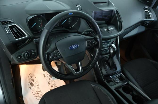 Ford Kuga II Рестайлинг с пробегом 2018 года, цена 1 549 000 рублей, 233000 км, внедорожник, Автокод Объявления