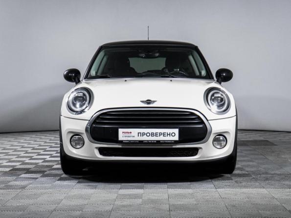 Mini Hatch III (F55/F56) с пробегом 2018 года, цена 1 640 000 рублей, 112752 км, хэтчбек, Автокод Объявления