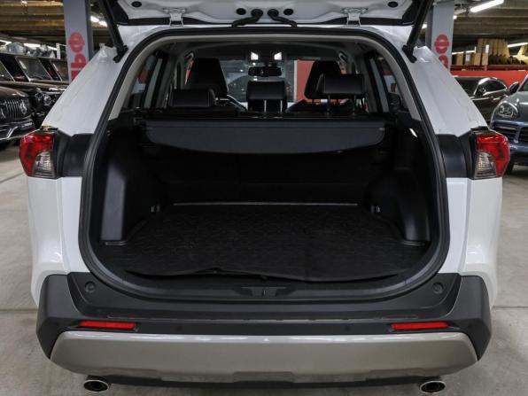Toyota RAV4 V (XA50) с пробегом 2022 года, цена 3 698 000 рублей, 45664 км, внедорожник, Автокод Объявления