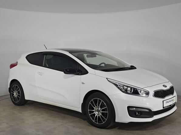 Kia Ceed II Рестайлинг с пробегом 2016 года, цена 1 059 000 рублей, 164930 км, хэтчбек, Автокод Объявления