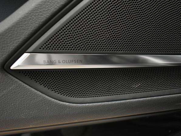 Audi A8 IV (D5) с пробегом 2018 года, цена 4 790 000 рублей, 90000 км, седан, Автокод Объявления