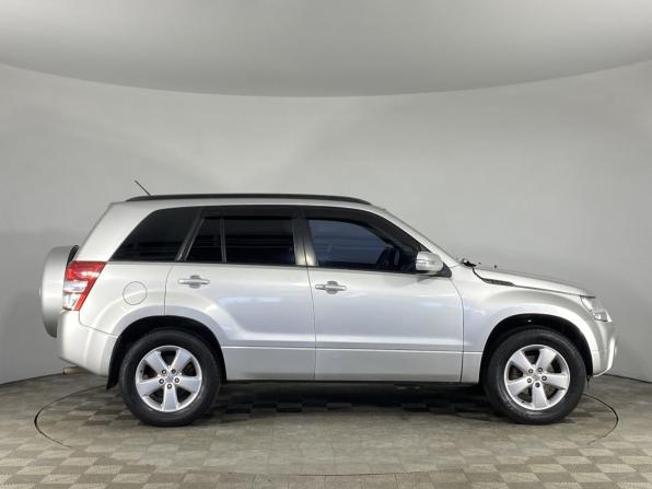 Suzuki Grand Vitara II Рестайлинг с пробегом 2010 года, цена 900 000 рублей, 186240 км, внедорожник, Автокод Объявления