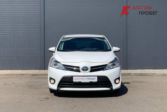 Toyota Verso I Рестайлинг с пробегом 2014 года, цена 1 680 000 рублей, 66812 км, компактвэн, Автокод Объявления