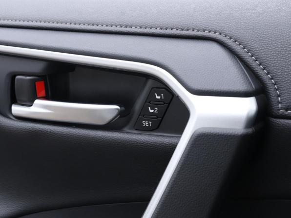 Toyota RAV4 V (XA50) с пробегом 2020 года, цена 3 480 000 рублей, 88968 км, внедорожник, Автокод Объявления