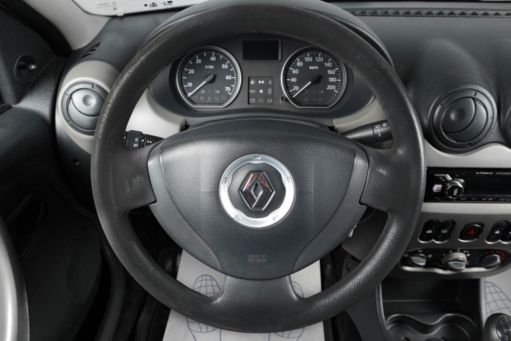 Renault Logan I Рестайлинг Тюмень  - изображение 14