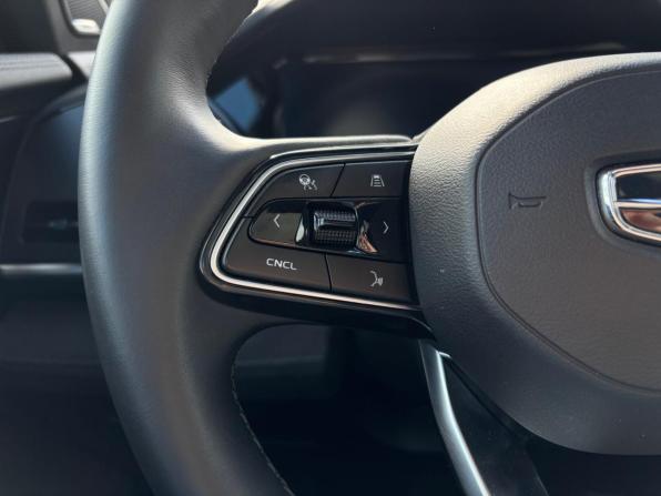 Geely Monjaro I с пробегом 2024 года, цена 3 150 000 рублей, 55000 км, внедорожник, Автокод Объявления