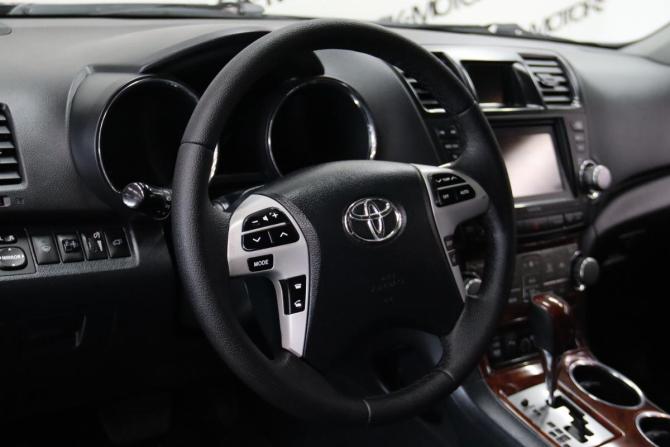 Toyota Highlander II (XU40) Рестайлинг с пробегом 2012 года, цена 2 195 950 рублей, 210578 км, внедорожник, Автокод Объявления