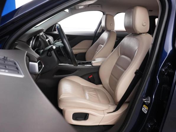 Jaguar F-Pace I с пробегом 2017 года, цена 2 557 051 рубль, 121487 км, внедорожник, Автокод Объявления
