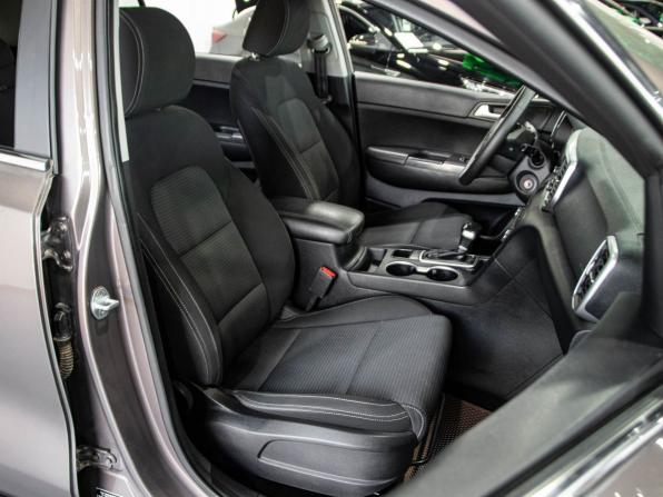 Kia Sportage IV с пробегом 2018 года, цена 1 861 000 рублей, 160000 км, внедорожник, Автокод Объявления