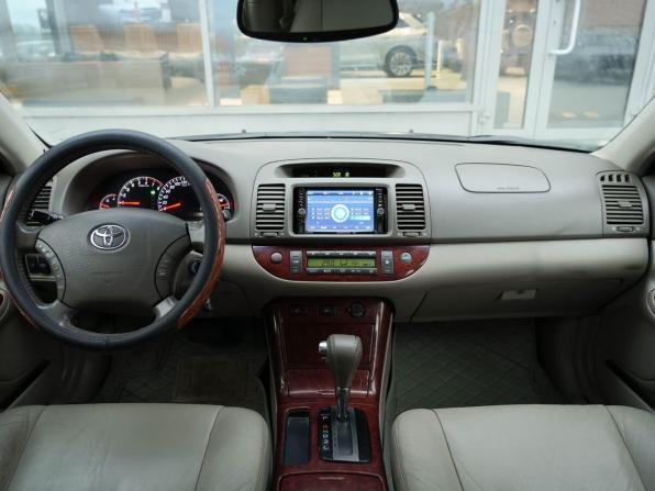 Toyota Camry V (XV30) Рестайлинг с пробегом 2005 года, цена 800 000 рублей, 310320 км, седан, Автокод Объявления