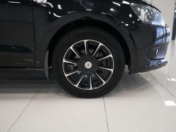 Volkswagen Polo V с пробегом 2014 года, цена 728 000 рублей, 130314 км, седан, Автокод Объявления