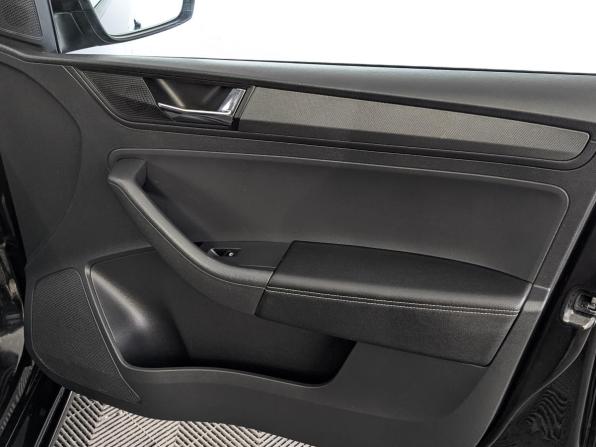 Skoda Rapid II с пробегом 2021 года, цена 1 750 000 рублей, 63531 км, лифтбек, Автокод Объявления